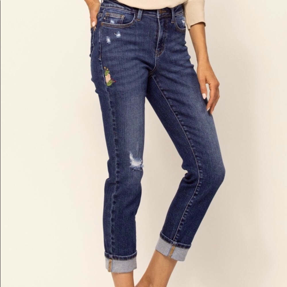 Judy Blue Dark Blue Boyfriend Jeans